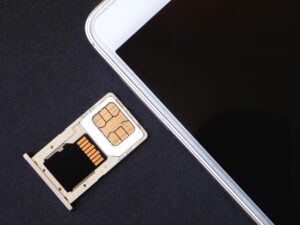 格安SIMを使ったスマホ代節約術はインフルエンサー愛用の方法とは？