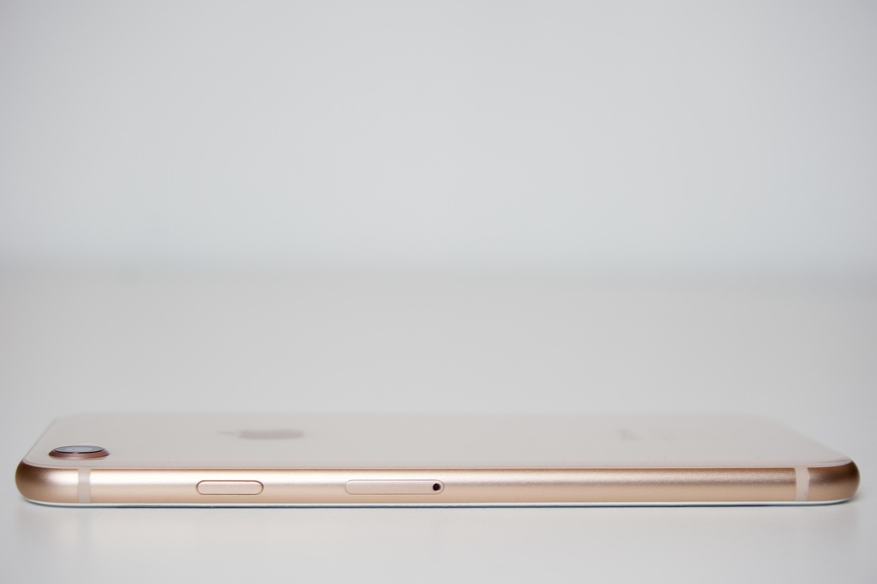 格安SIMを使ってスマホ代を節約し、高速通信は必要か？