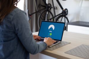 スマホ代を下げるためにWiFiを併用する方法は？